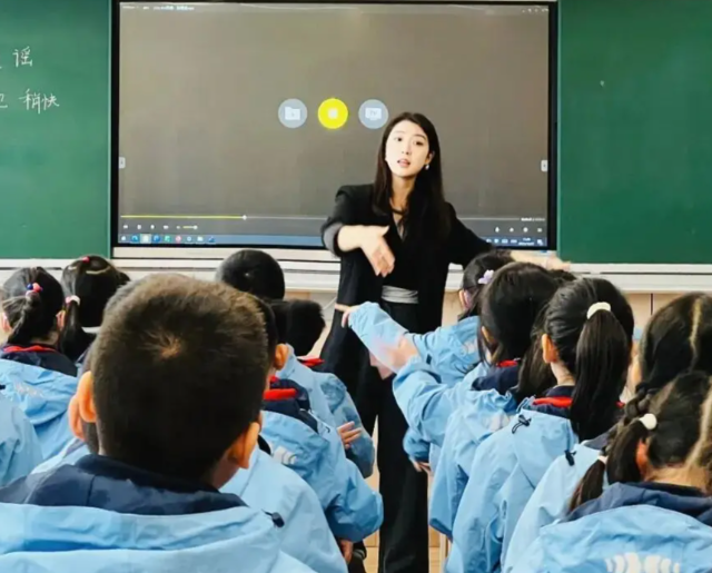 最大化资源辐射价值让每一位教师都能找到适合自身的发展路径